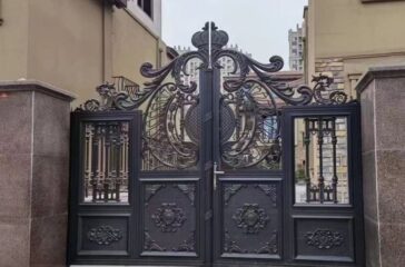 Pintu Pagar Besi Tempa Model Klasik (3)